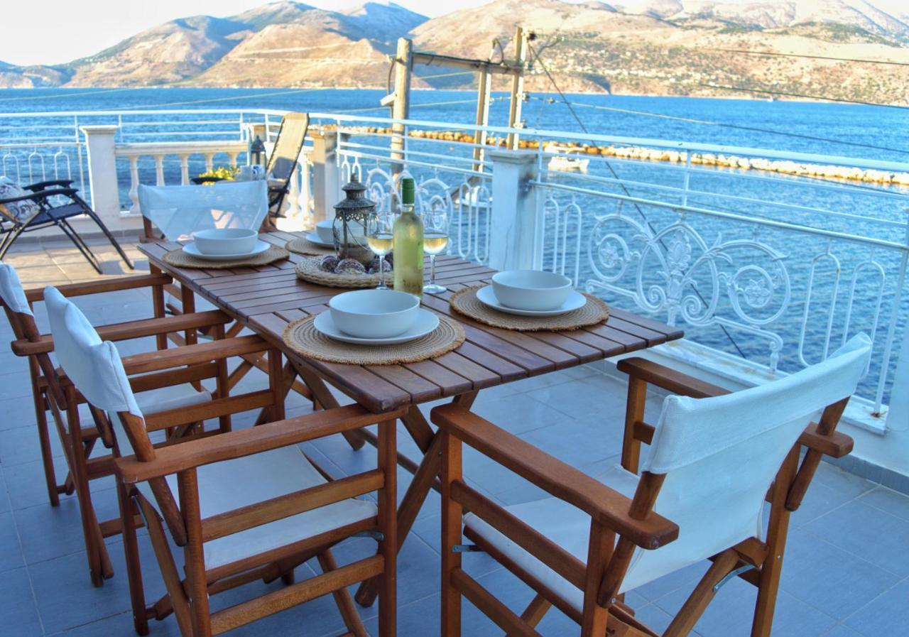 La Maison Bleue Apartment Ликсури Екстериор снимка
