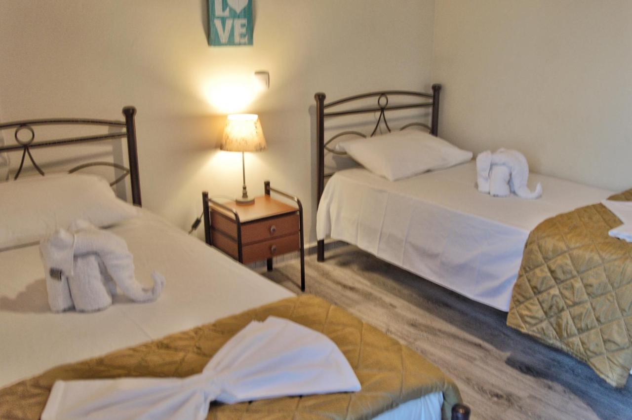 La Maison Bleue Apartment Ликсури Екстериор снимка